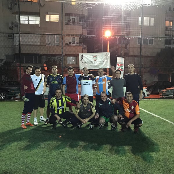 bostanli halisaha karsiyaka izmir