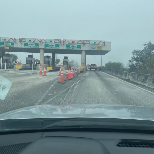 Alligator Alley Toll Toll Plaza