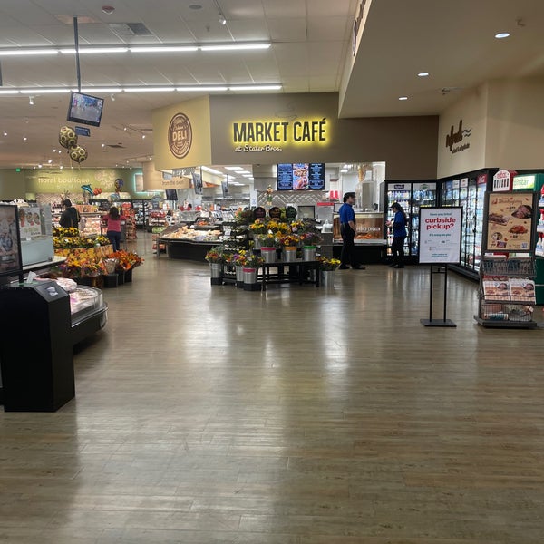 Stater Bros. Markets Grocery Store in Rancho Cucamonga