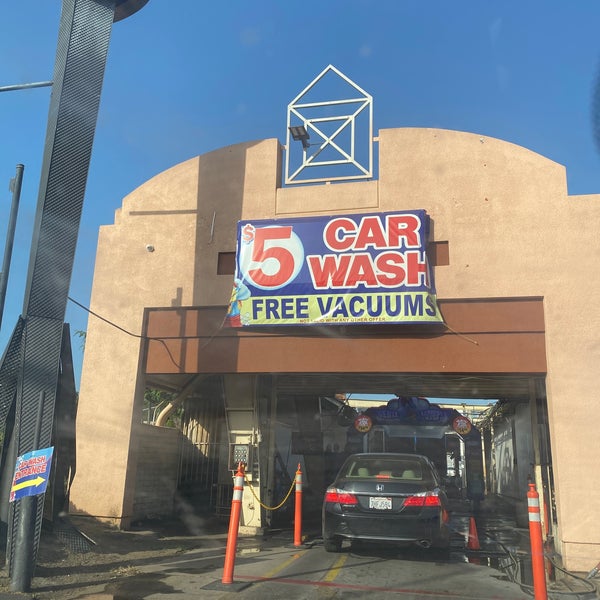 GENIE CAR WASH AND LUBE Redwood Village Rolando Park San Diego, CA