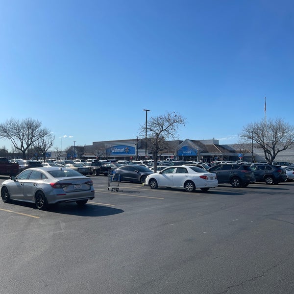 Walmart Supercenter Central San Jose San José, CA