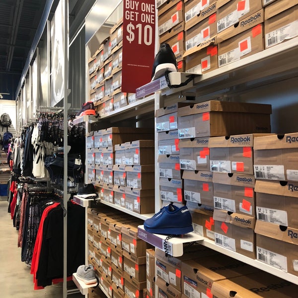 couscous narre Rummelig Reebok Outlet - Shoe Store in Barstow