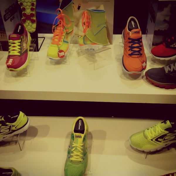 paradigm mall skechers