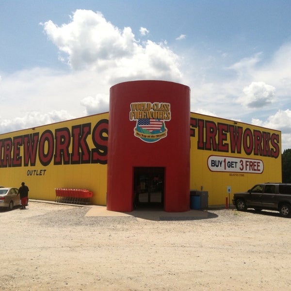 Black Cat Fireworks - Seale, AL
