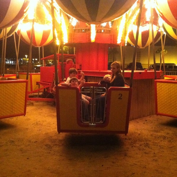 รูปภาพถ่ายที่ Miracle Strip Amusement Park โดย Frank B. เมื่อ 4/5/2013