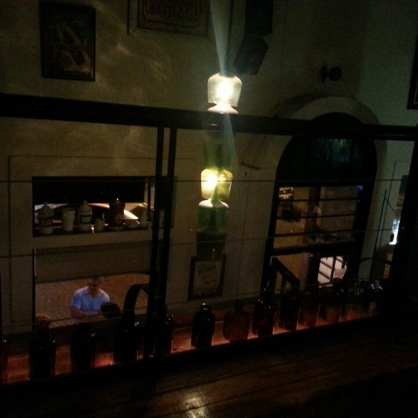 Photo taken at Jekyll &amp; Hyde Pub by Lisandro V. on 10/29/2014