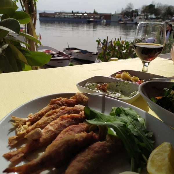 3/8/2020 tarihinde Merve .ziyaretçi tarafından Hereke Balık Restaurant'de çekilen fotoğraf