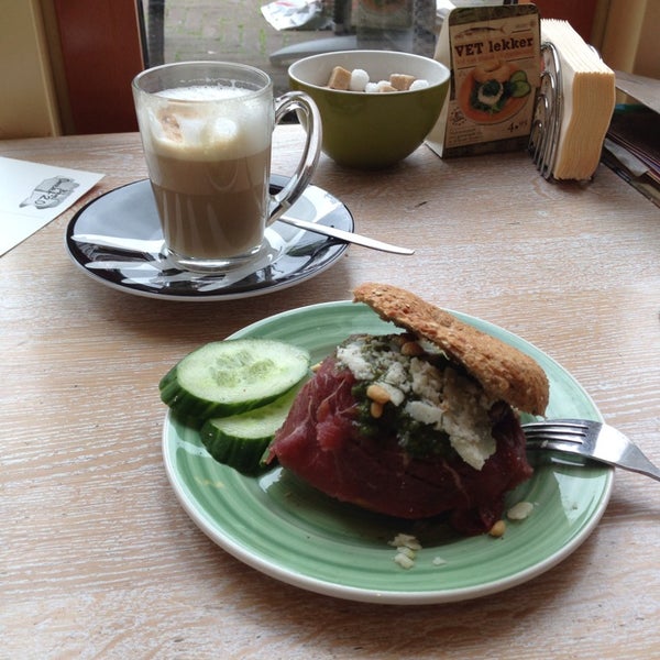 Photo taken at Bagels &amp; Beans by Maria L. on 6/21/2013