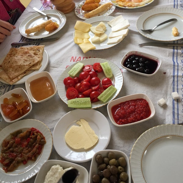 Foto tomada en Narlı Bahçe Cumalıkızık  por Fulya D. el 3/18/2018