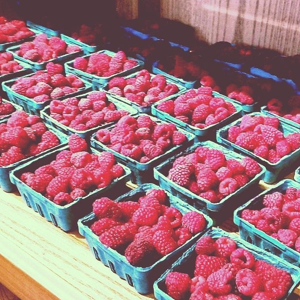 Photo taken at Friske Orchards Farm Market by Kate H. on 7/26/2014