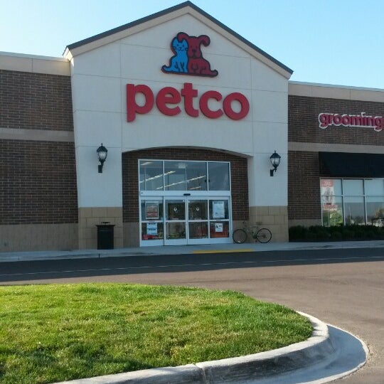 Petco Pet Store in Detroit
