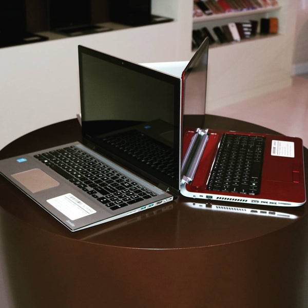 We have different style of laptops that appeals to everyone's needs with affordable prices. #aSMARTspot #Luxury #Intel #electronics #electronicstore #cellphonestore #Notebooks #Laptops #netbooks