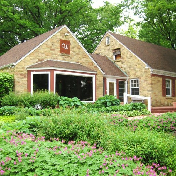 Windridge Memorial Park Cary'da Mezarlık