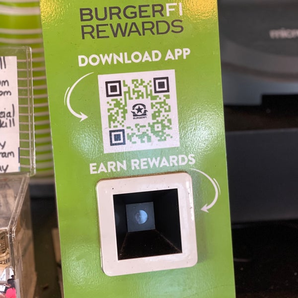 Photo taken at BurgerFi by Ted J B. on 9/9/2021