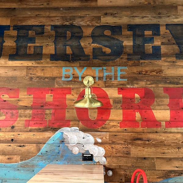 Malone’s Fish Market Newark Airport and Port Newark 4 tips