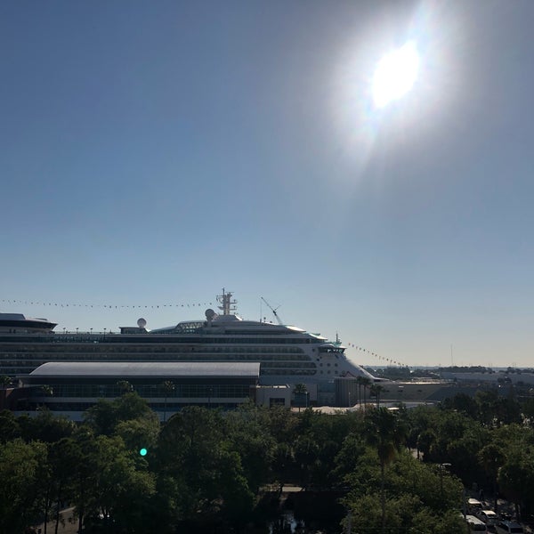 Foto scattata a Port of Tampa da Ted J B. il 3/23/2019