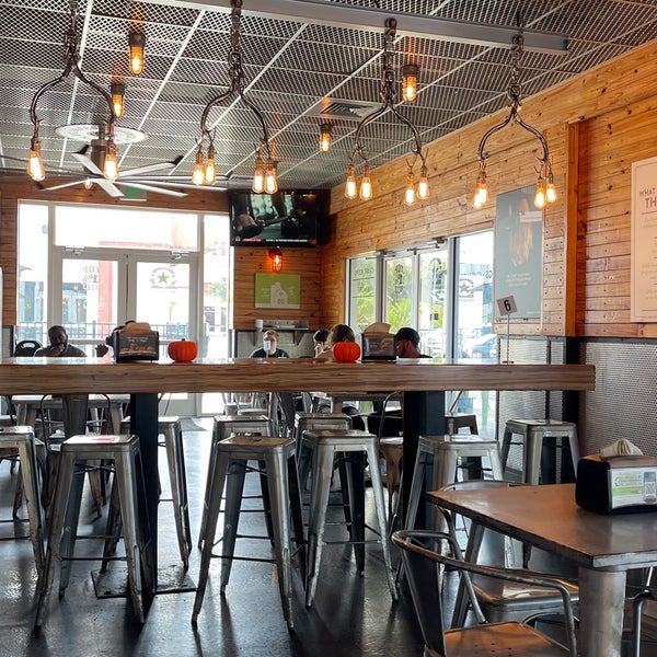 Photo taken at BurgerFi by Ted J B. on 9/14/2021