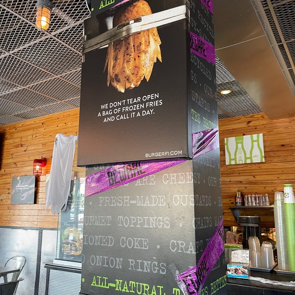 Photo taken at BurgerFi by Ted J B. on 10/6/2021