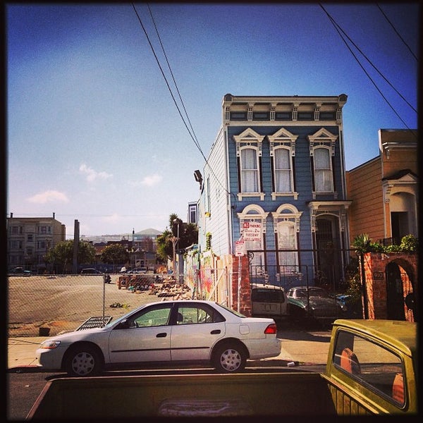 3/9/2013 tarihinde Alexander W.ziyaretçi tarafından Asterisk San Francisco'de çekilen fotoğraf