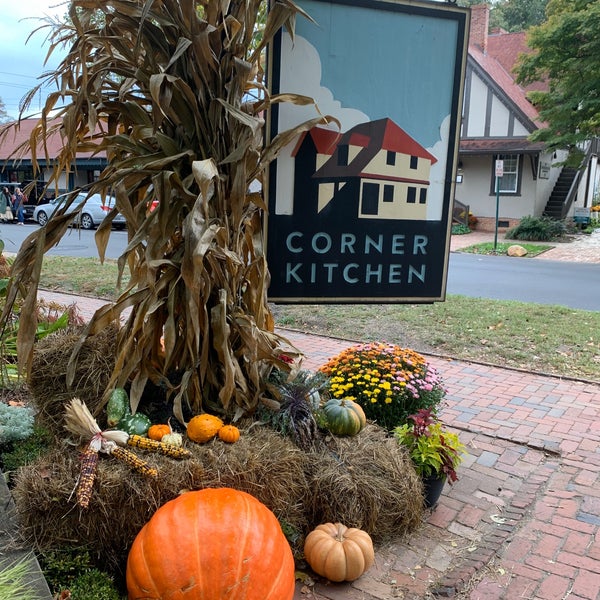 Photo taken at Corner Kitchen by J Crowley on 10/19/2019