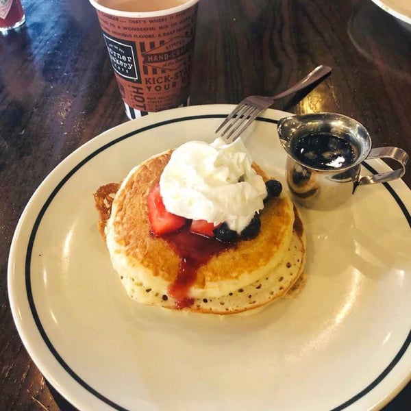 Corner Bakery Cafe Bakery in Glendora