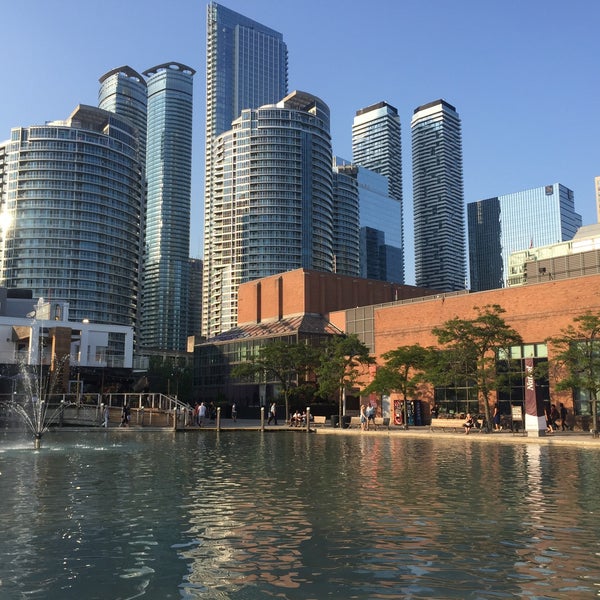 Photo taken at Harbourfront Centre by Fernanda A. on 8/6/2018