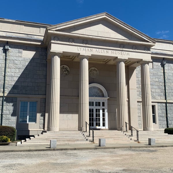 Lyman Allyn Museum Art Gallery in New London