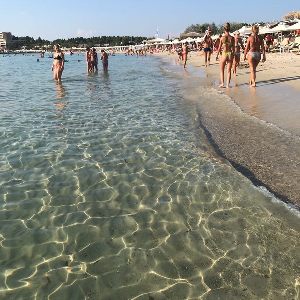 Пляж Черногории sani Beach