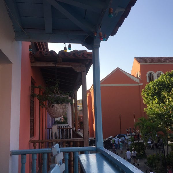 12/27/2015 tarihinde Ajay S.ziyaretçi tarafından El Balcón Eat Drink Love'de çekilen fotoğraf