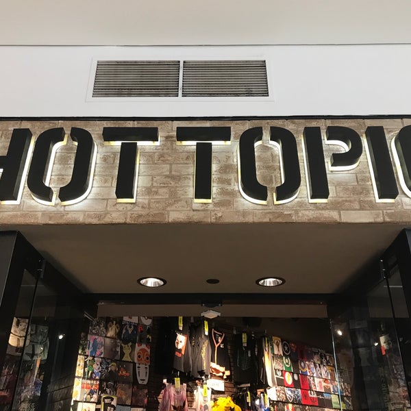 Hot Topic, King of Prussia Mall
