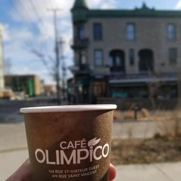 รูปภาพถ่ายที่ Café Olimpico โดย Pascal H. เมื่อ 4/17/2020