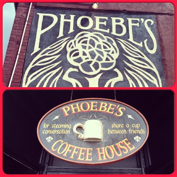 Foto tomada en Phoebe&#39;s Restaurant and Coffee Lounge  por Sarah W. el 7/31/2013