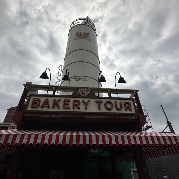 The Bakery Tour, hosted by Boudin® Bakery The Anaheim Resort