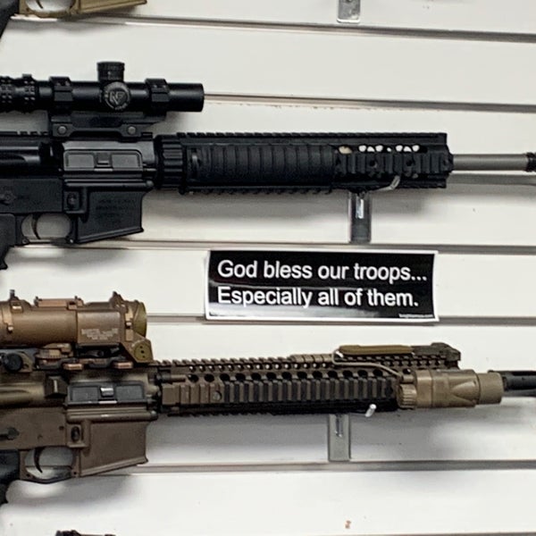 Gun Gallery Armería en Southeast Jacksonville