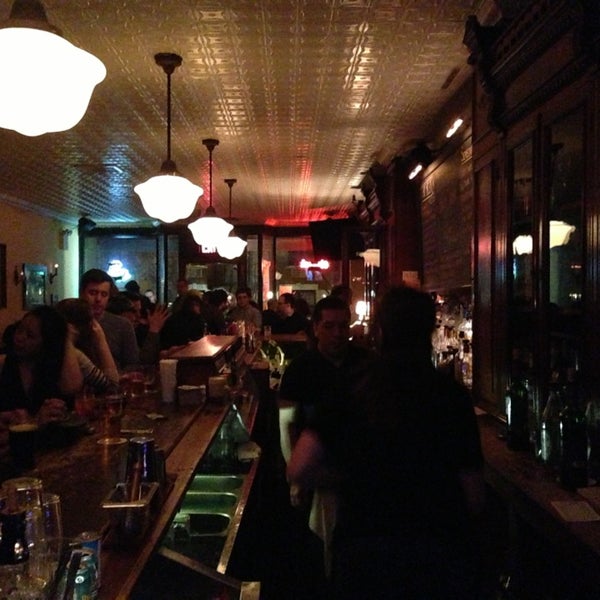 11th Street Bar - Alphabet City - 510 E 11th St