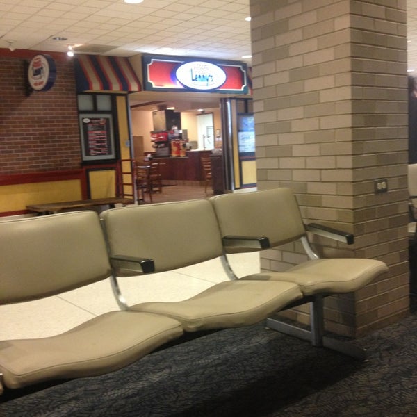 Lenny's Sub Shop Memphis Int'l Airport Concourse B