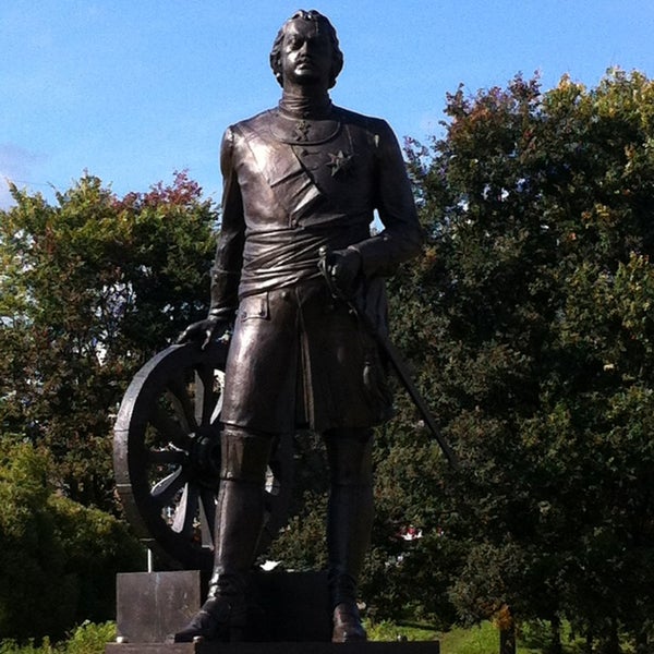 медный всадник, санкт-петербург, сенатская площадь. в каких городах есть памятник петру 1. в каких городах есть памятник петру 1. в каких городах есть памятник петру 1. памятник петру 1 в кронштадте.