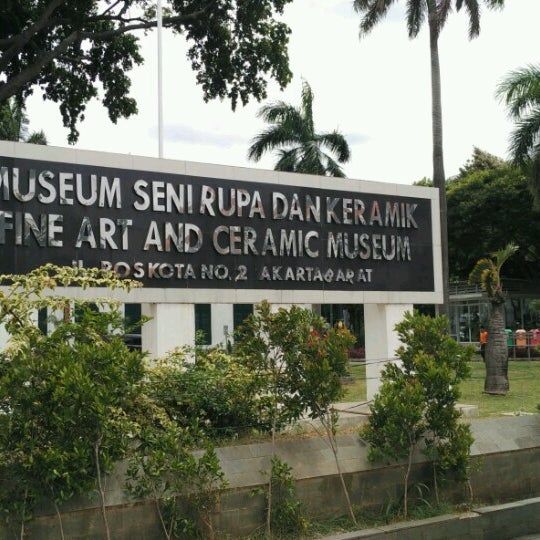 Photo prise au Museum Seni Rupa dan Keramik par Eko B U. le12/28/2016