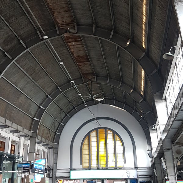 Photo taken at Stasiun Jakarta Kota by Eko B U. on 11/23/2019