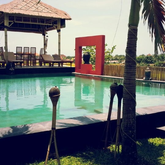 Foto diambil di Bali Villa Marene Umalas, Villa or ROOMs oleh Bali Villa Marene D. pada 12/3/2013