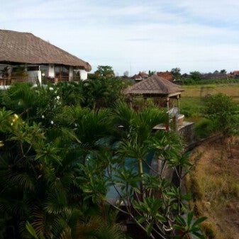 Foto diambil di Bali Villa Marene Umalas, Villa or ROOMs oleh Bali Villa Marene D. pada 3/13/2014
