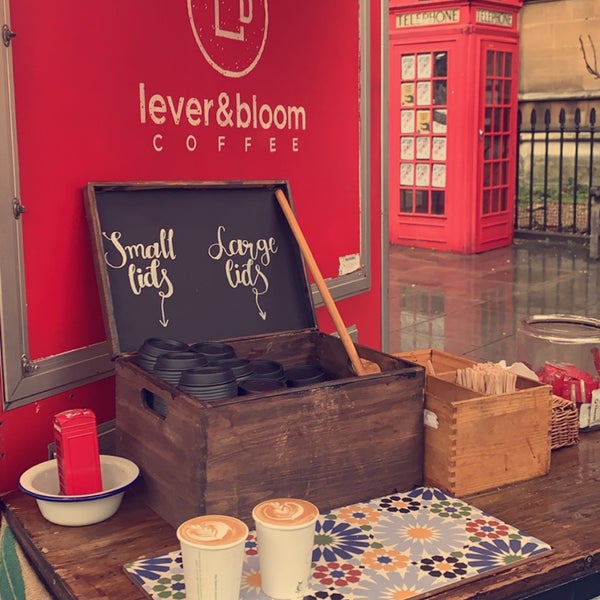 Foto tirada no(a) Lever &amp; Bloom Coffee por G em 12/12/2019