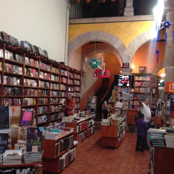 Libreria Hidalgo - 4 tips de 108 visitantes