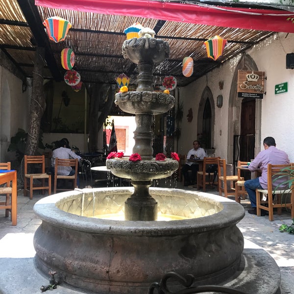 6/10/2018 tarihinde Matita S.ziyaretçi tarafından Café de la Parroquia'de çekilen fotoğraf