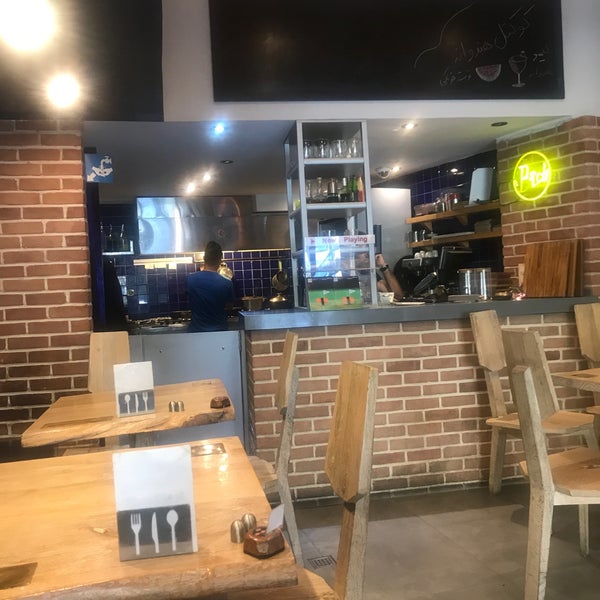 Foto scattata a Pich Restaurant | رستوران پیچ da Davood K. il 8/15/2019