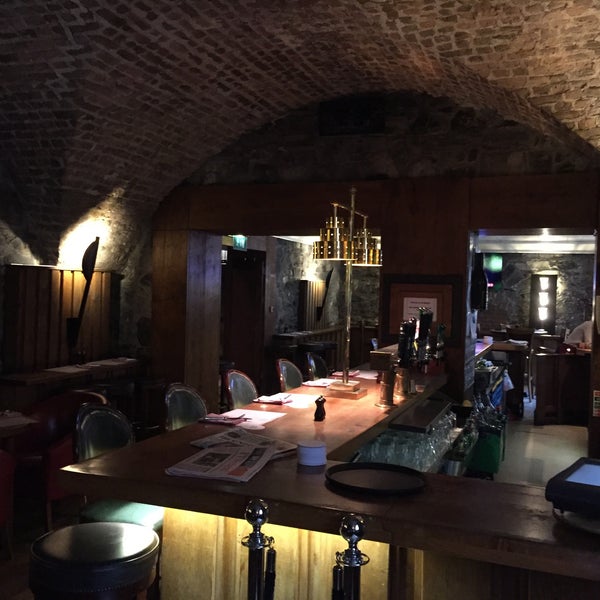 10/18/2015 tarihinde Alin S.ziyaretçi tarafından The Cellar Bar'de çekilen fotoğraf