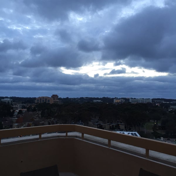 11/25/2015 tarihinde Lucille F.ziyaretçi tarafından San Diego Marriott La Jolla'de çekilen fotoğraf