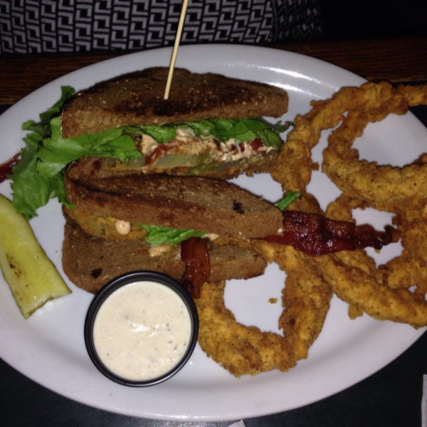 The Fried Pickle Spears and Fried Green Tomato BLT are very delicious!!!  Great prices too!