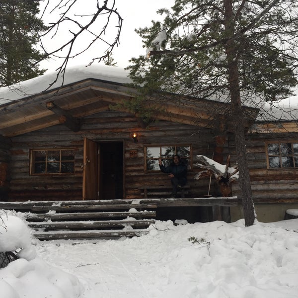 Photo taken at Kakslauttanen Arctic Resort by SUNGJU P. on 2/27/2015