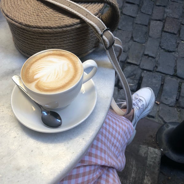 Das Foto wurde bei Lattas Coffee von Traveller am 6/9/2019 aufgenommen